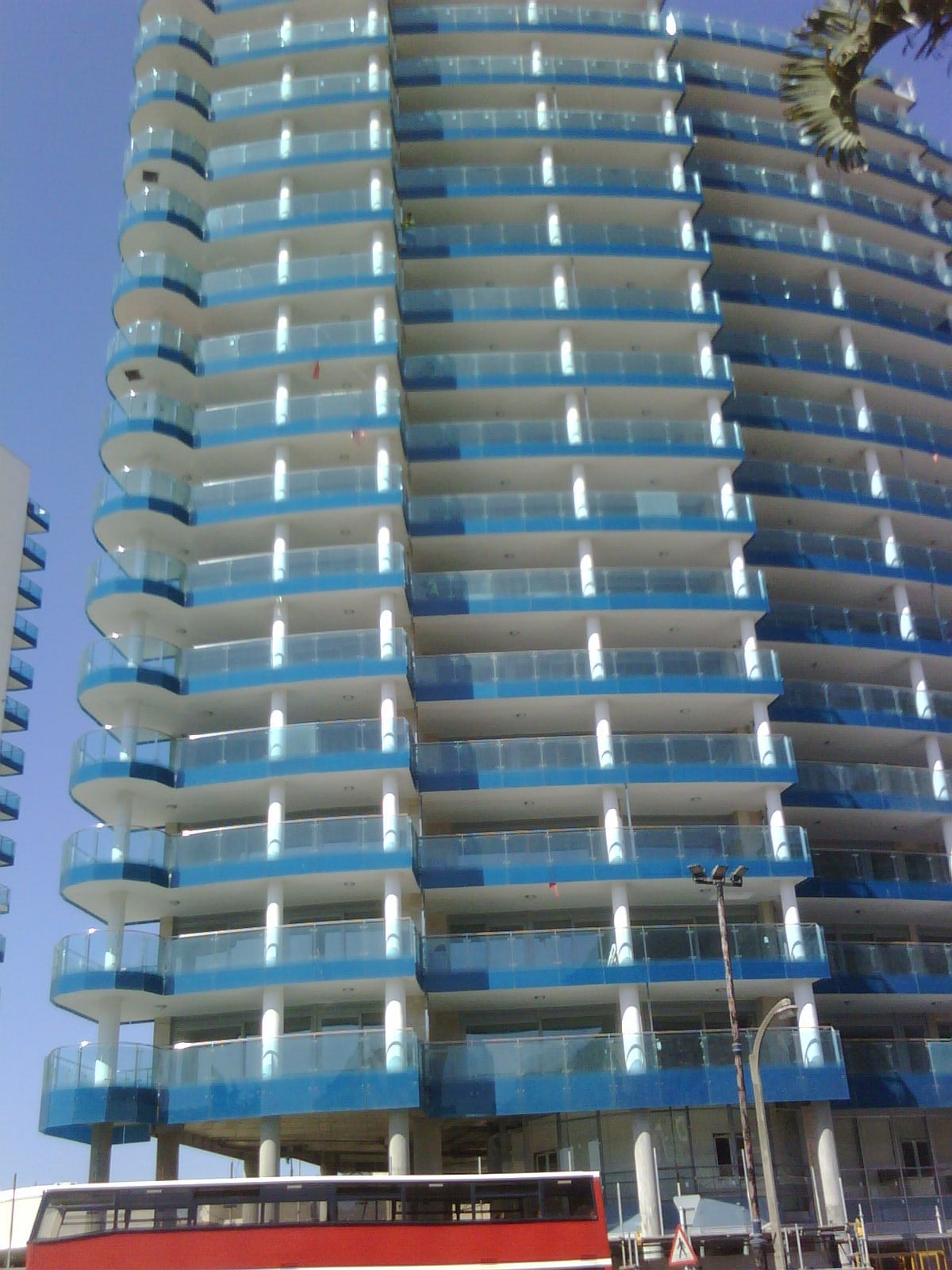 Ocean Village Towers Gibraltar - Fachada muro cortina